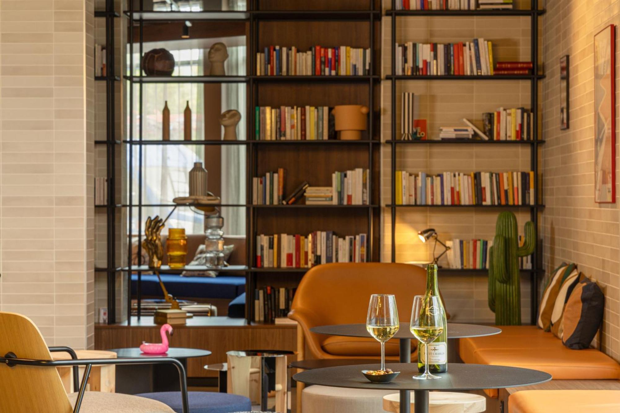 Moxy Paris Clamart Eksteriør billede