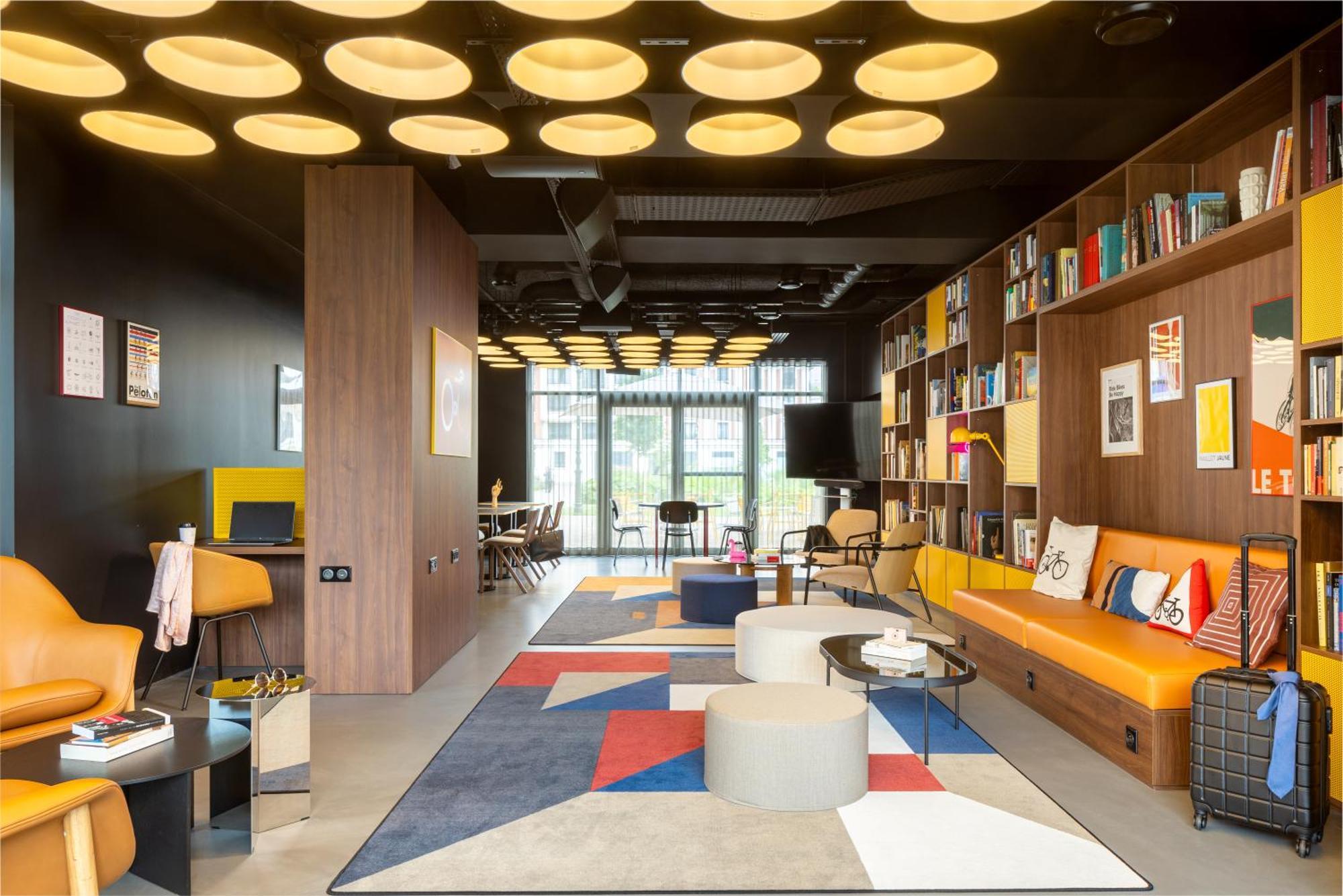 Moxy Paris Clamart Eksteriør billede