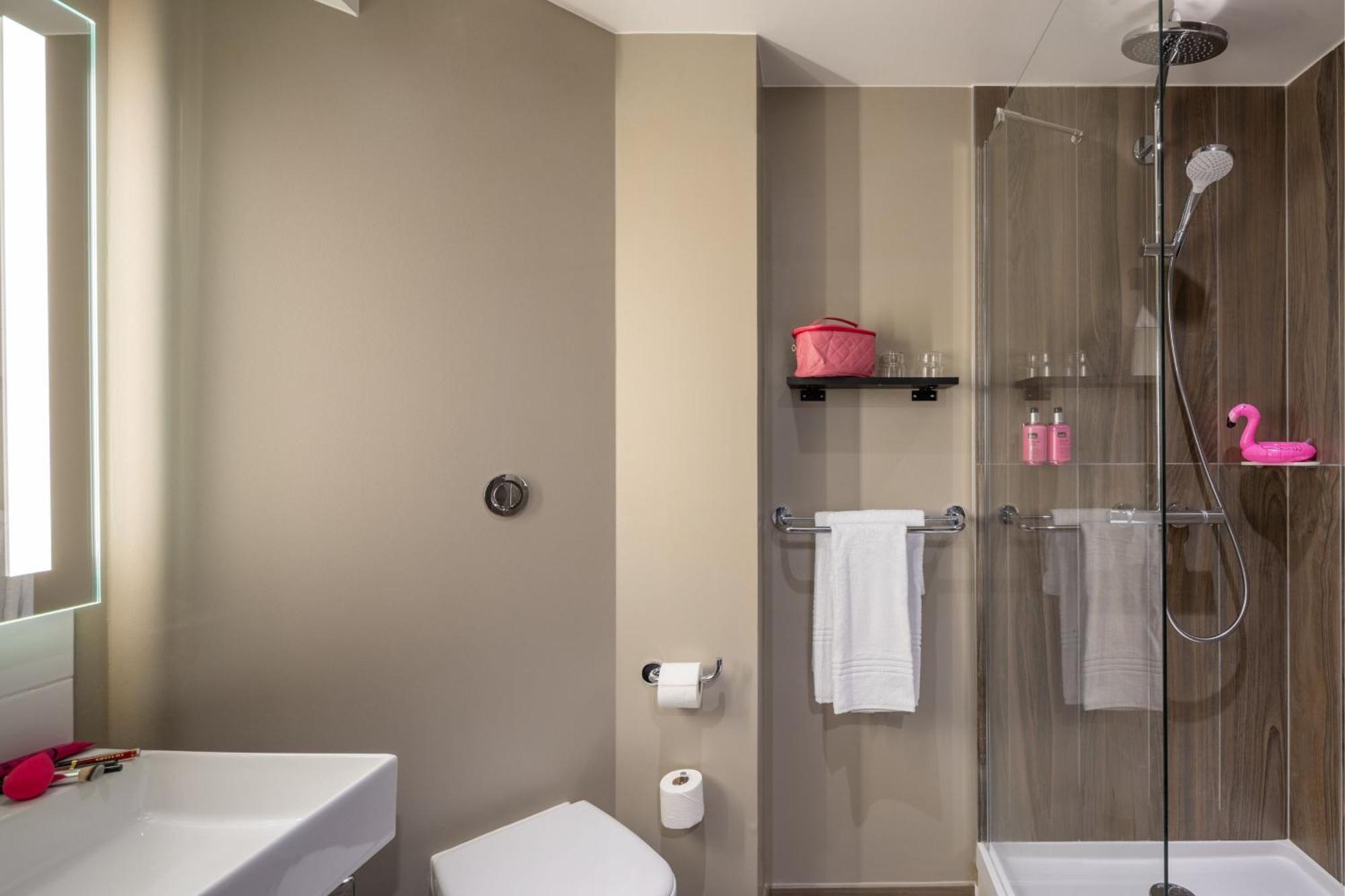 Moxy Paris Clamart Eksteriør billede